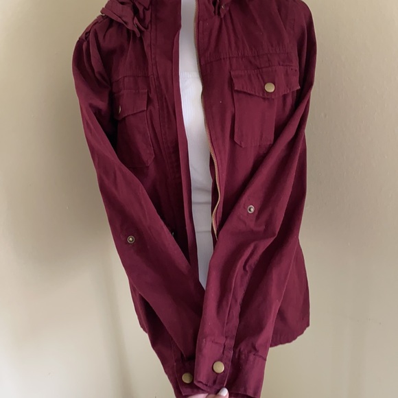 Jacket. - Picture 2 of 4